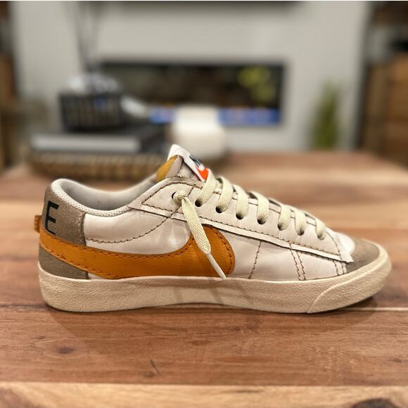 Nike | US 9 | Blazer Low \'77 Jumbo Premium RARE Orange Cream DN2158-100 Sneaker main image 4